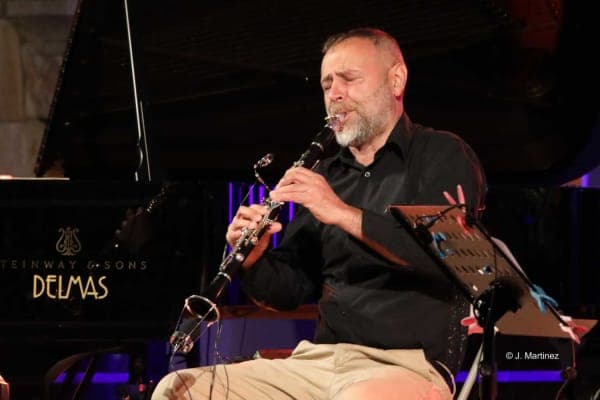 Florin Gugulica Sextet - Éclairage magique